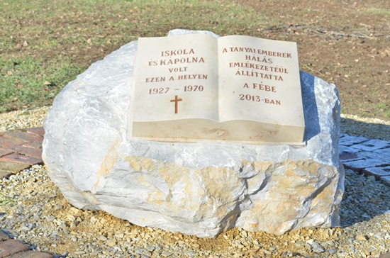 Vasút-tanyai Emlékmű